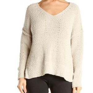 🌻3 for $25 SALE- Rachel Zoe Beige Knit Sweater